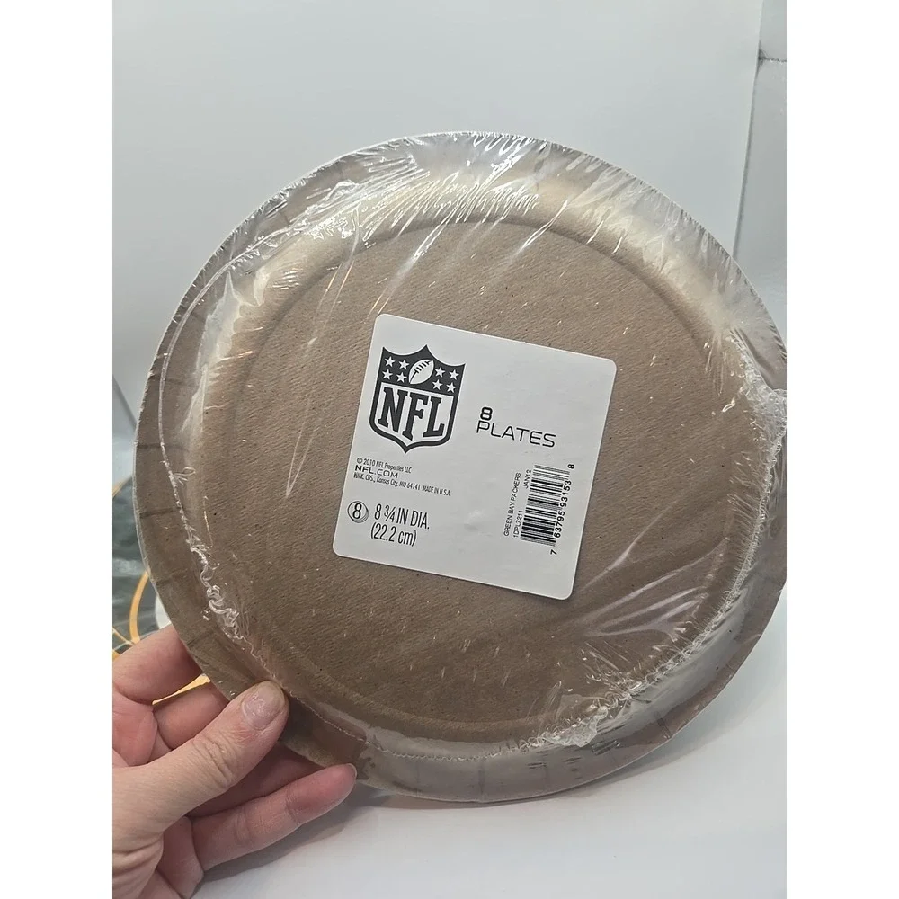 3 Packs Of NFL Green Bay Packers Plates 8 3/4
